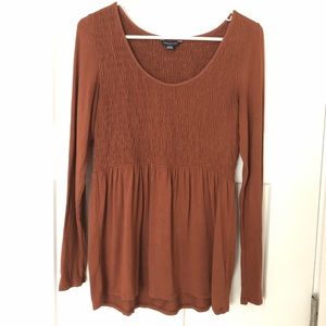 American Eagle Long Sleeve Burnt Orange Smocked Top, Size Medium